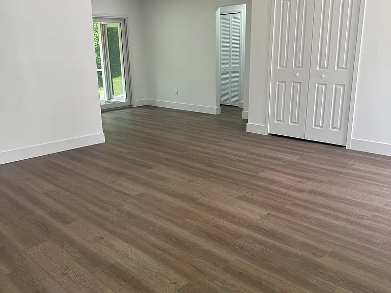 23012 Seneca Ave #2 — Photo 17