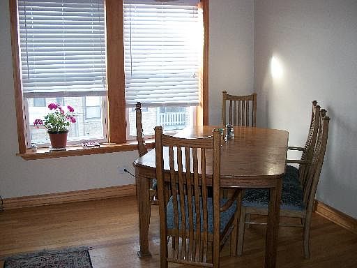 4th image of 1628 W Farwell Ave APT 3I