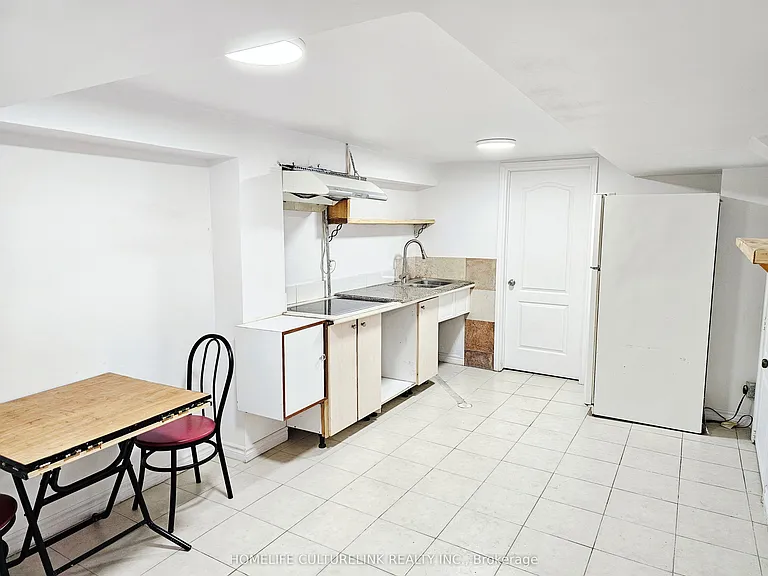 39 Treetops Ct #BASEMENT — Photo 3