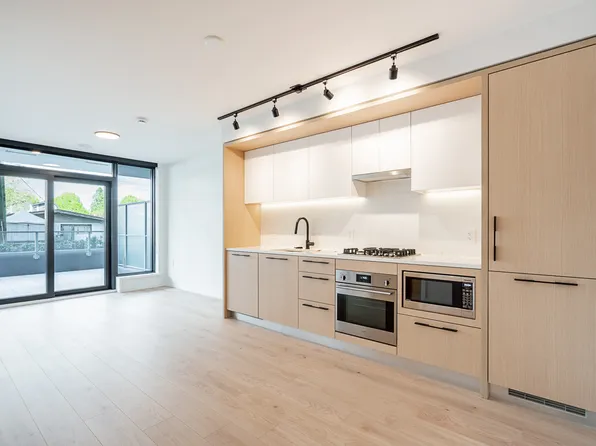 2729 Kingsway, Vancouver, BC