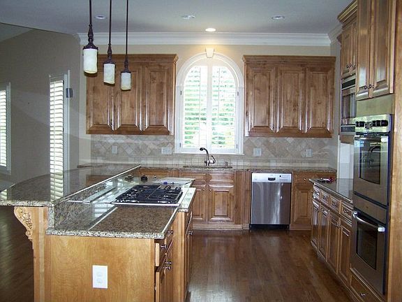 Large Kitchen - Cherry Cabinets 