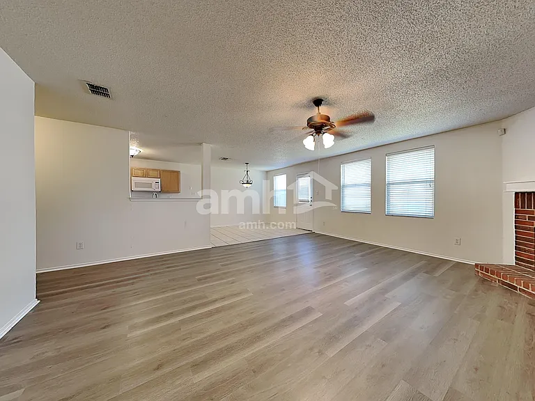 3014 Deer Ridge Dr — Photo 7