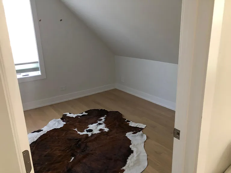 4514 N Harding Ave #2 — Photo 11