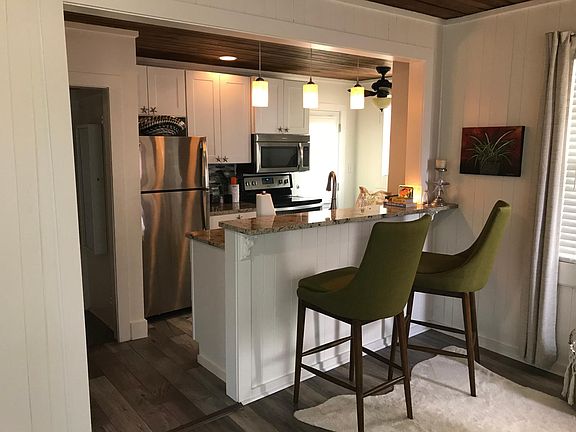 5th image of 203 Oleander St #1