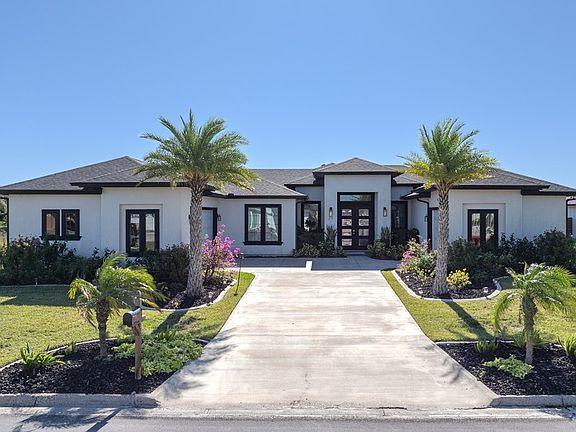3rd image of 29 Whooping Crane Dr