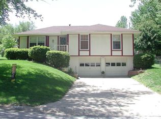 1906 N York Rd, Independence, MO 64058