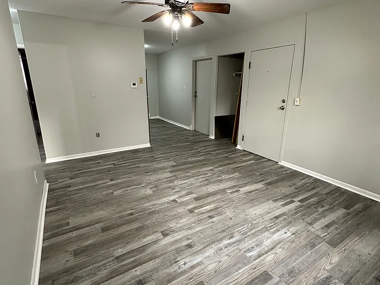 807 Carrier Creek Blvd NE #1 — Photo 8