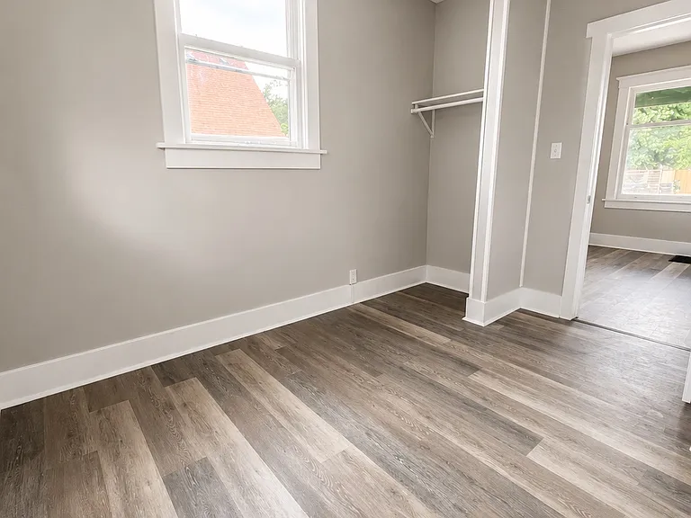 2219 Florence Blvd — Photo 10