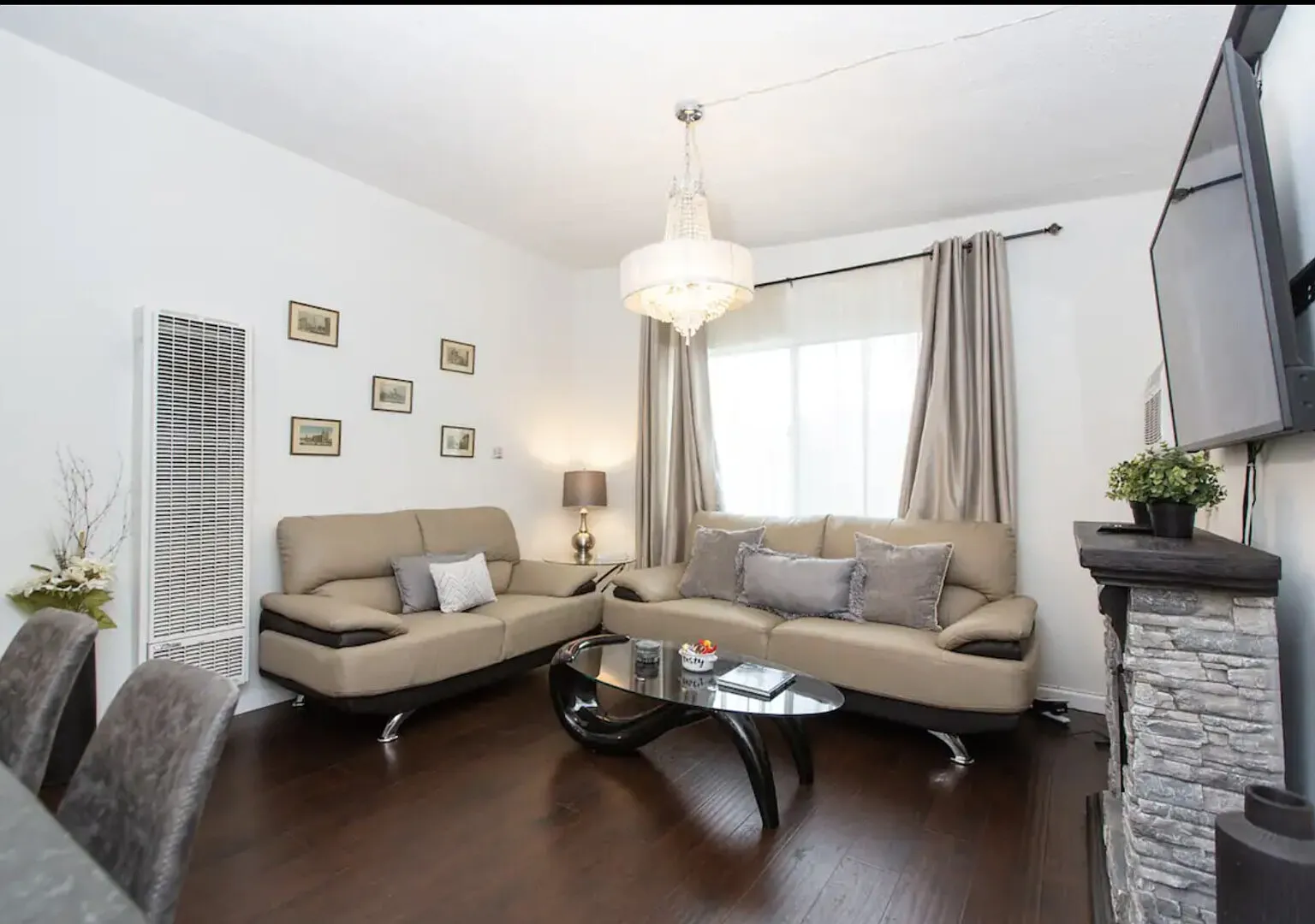 Naughty & Nice WeHo 1bd/1ba — Photo 3