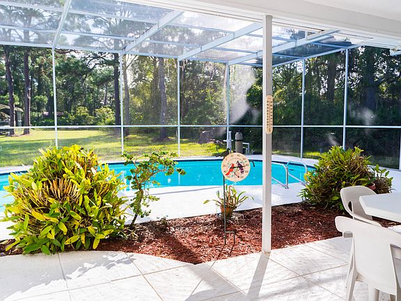 4th image of 1769 Bayshore Dr