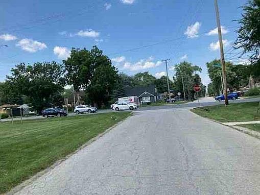 5th image of 14701 E Riverside Dr