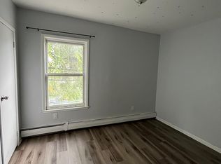 39-41 N 3rd St #2R, Paterson, NJ 07522