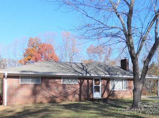 150 Fonda Rd, Statesville, NC 28677