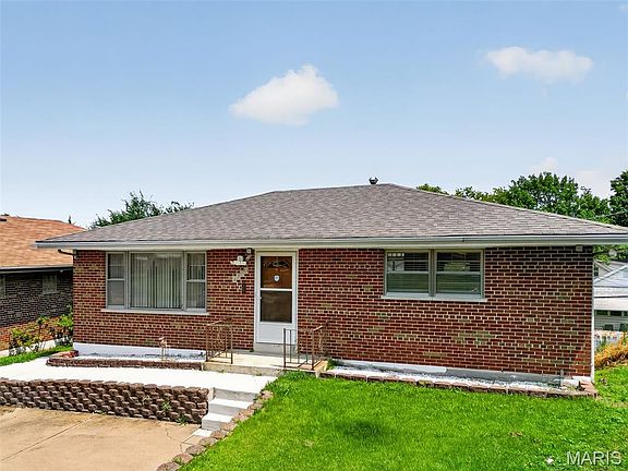 2nd image of 4720 Collins Ct