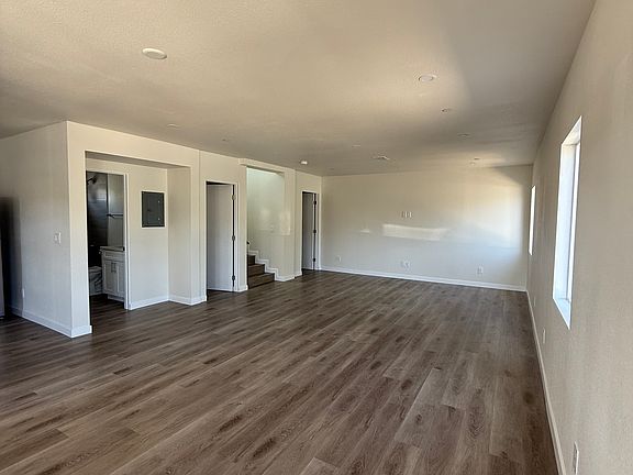 Living room/ Dining room
