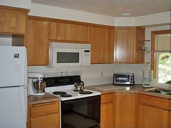 2nd image of 19201 SW Eagle Point Way
