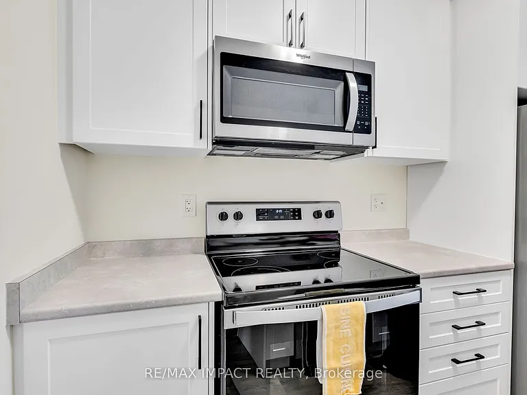 160 Densmore Rd #902 — Photo 19