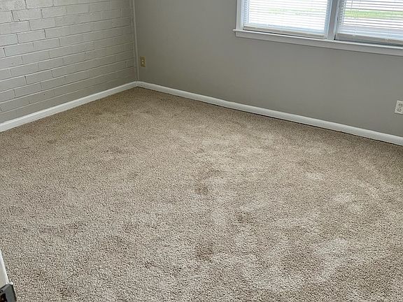 3rd image of 3102 Summit Ave #G