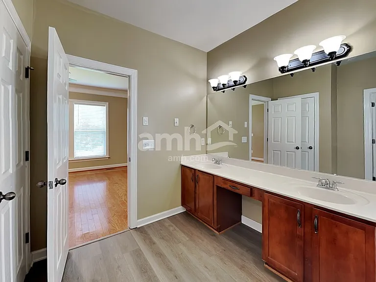3052 Brookview Forest Dr — Photo 13