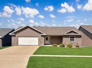 4705 Harrison St, Sioux City, IA 51108