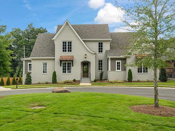 3rd image of 3304 Southbend Cir