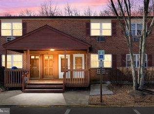 509 Garnet Dr, Burlington, NJ 08016