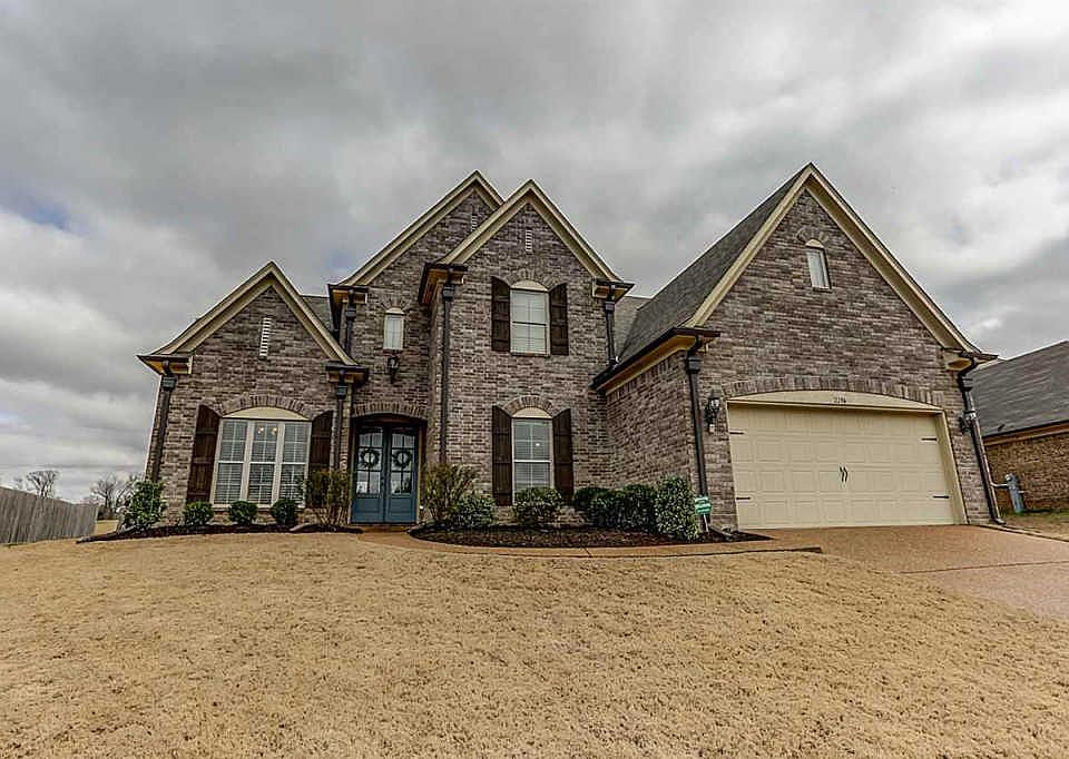 1st image of 2296 Southern Woods Dr