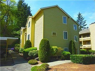 455 Newport Way NW APT 105, Issaquah, WA, 98027