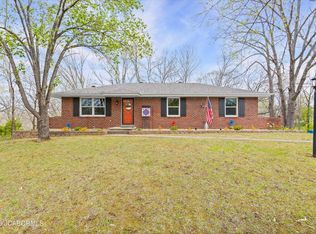 256 Pheasant Ln, Holts Summit, MO 65043