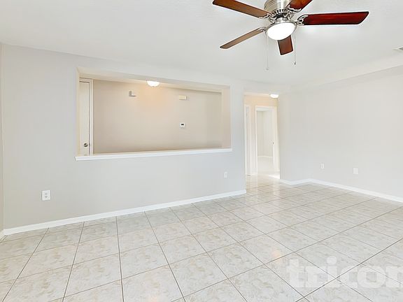 4th image of 2483 Brownwood Dr