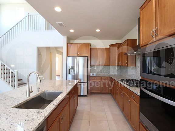 5th image of 8824 W Luke Ave