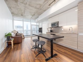 210 Simcoe St UNIT 1909, Toronto, ON M5T0A9