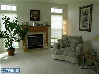 5th image of 28 N Cummings Dr