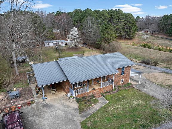 3rd image of 161 County Highway 33