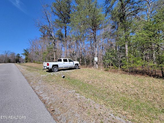 5th image of Cumberland Lakes Dr