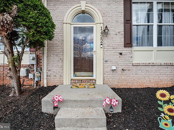 2nd image of 1422 Roman Ridge Way