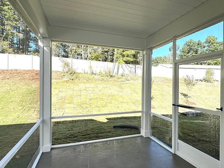 2233 Cape May Ln — Photo 17