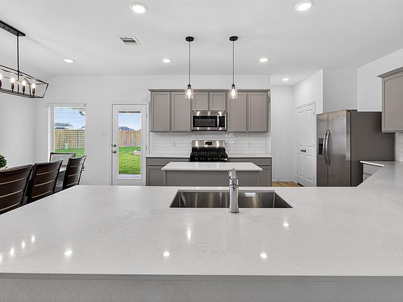5th image of 2920 Eden Lake Ln
