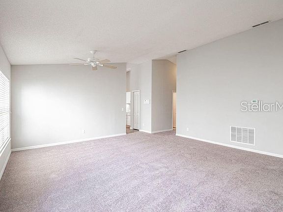 5th image of 461 Augustine Ct