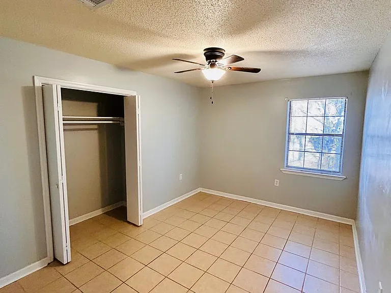 1020 Bacon Rd — Photo 10