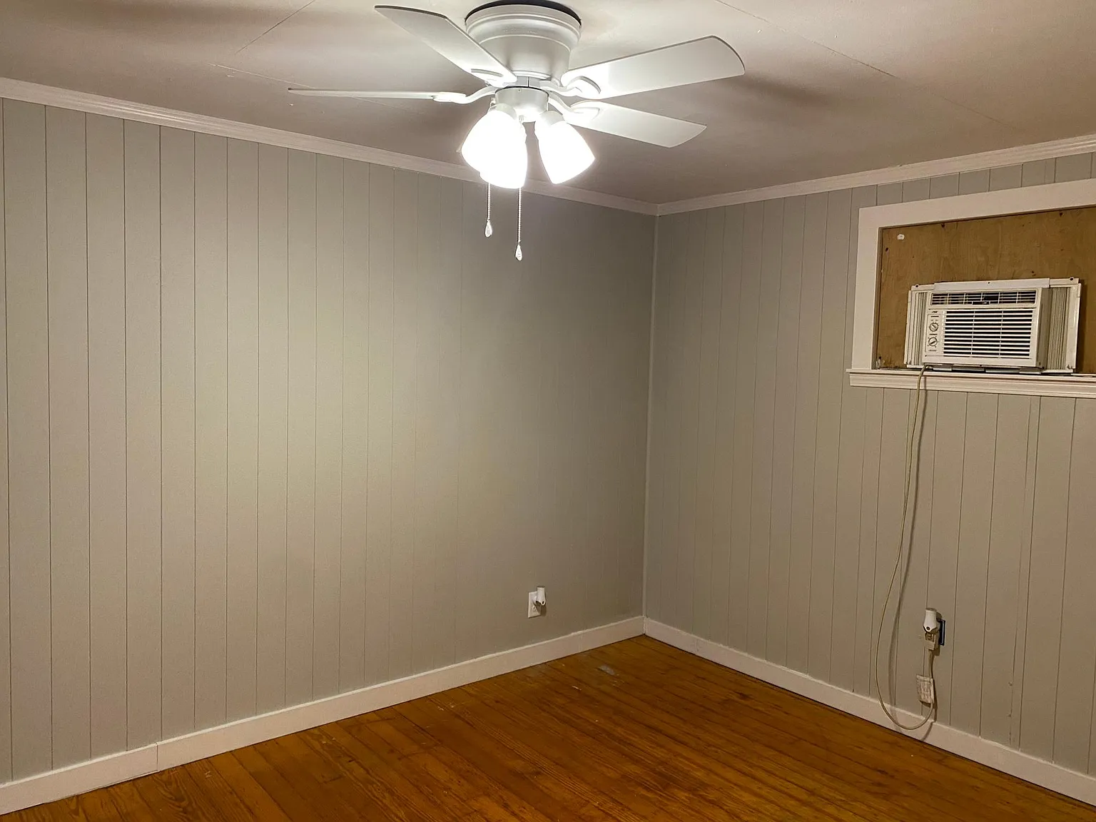 421 Harding St — Photo 4