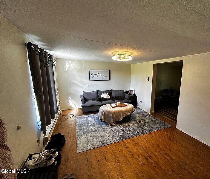 4th image of 92 New York 37B