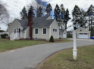 8 Princeton Ave, Beverly, MA 01915