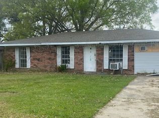 138 Lindsey Cir, Carencro, LA 70520