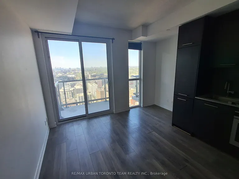 87 Peter St #3303 — Photo 3