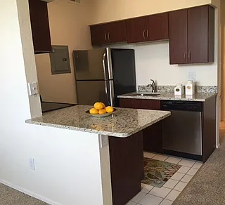 Waterford Point Apartments — Photo 31