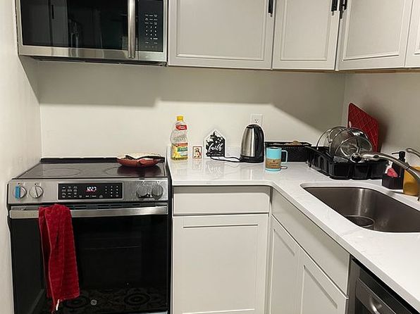 370 Wallace Rd APT D27