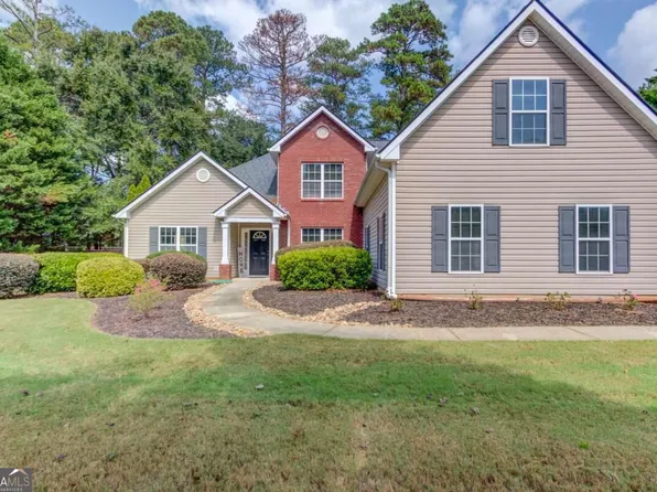 775 Winding Grove Ln, Loganville, GA 30052