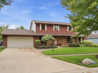 5922 Vance Ave, Fort Wayne, IN 46815