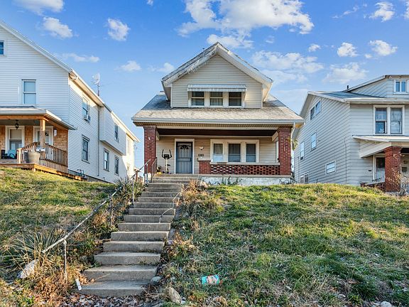2nd image of 1080 Linden Ave